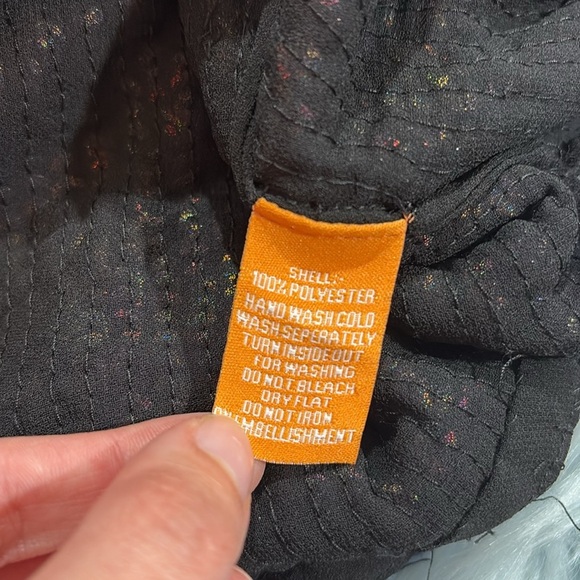 NWT Oliphant Purple Sequin V-neck Shimmer Blouse - Picture 3 of 9